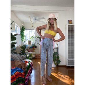 Super Cute Stripe Leggings!